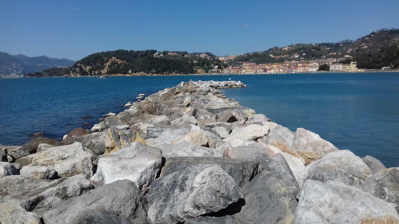 Ca Di Ale Hotel Lerici Luaran gambar